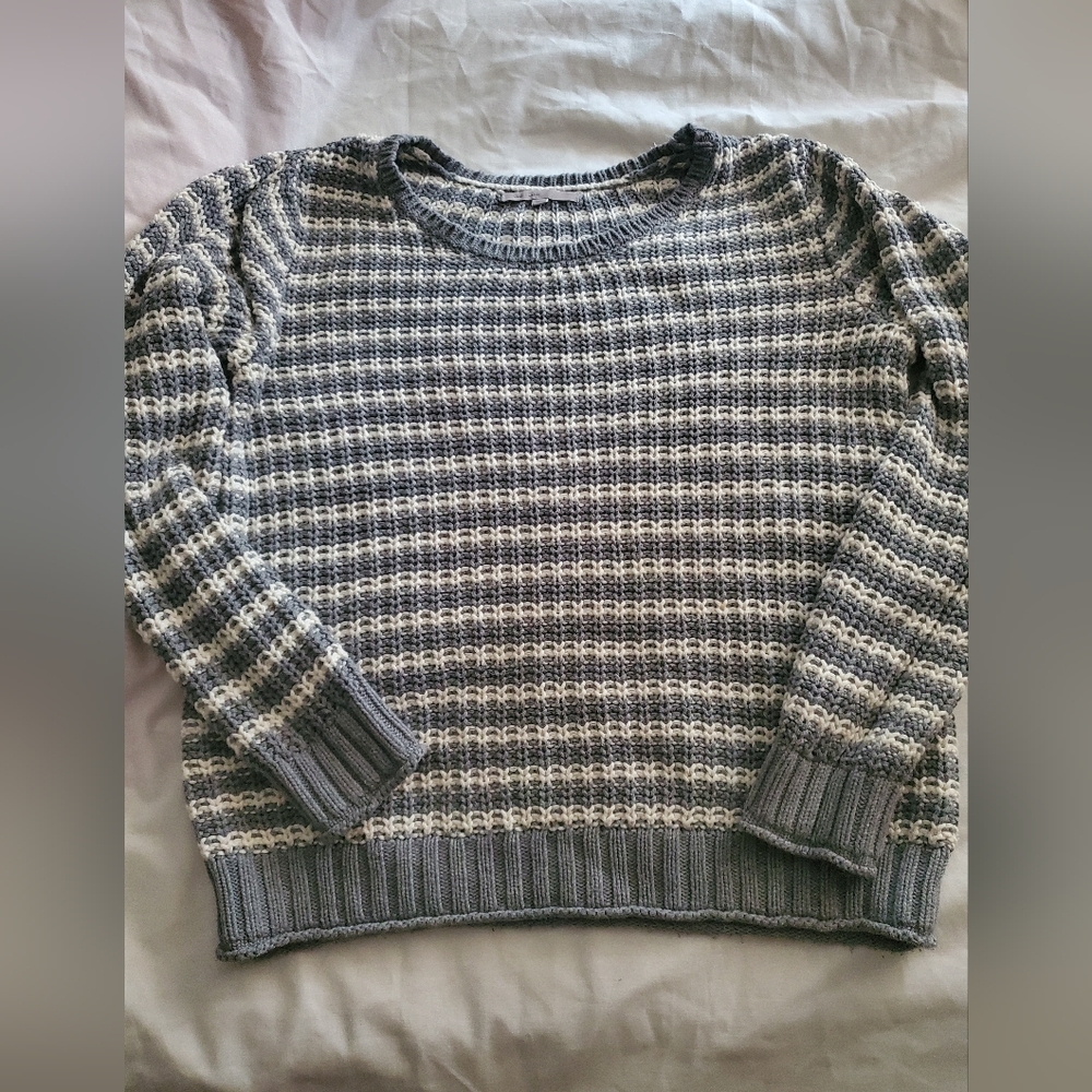 Gap cream a gray strip knit sweater Large